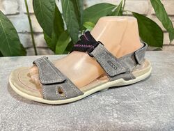 Босоножки Ecco 40 р