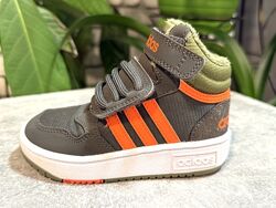 Утепленные кроссовки Adidas 25 р. Оригинал 