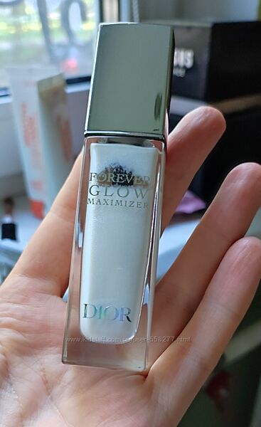 Рідкий хайлайтер Dior Forever Glow Maximizer 