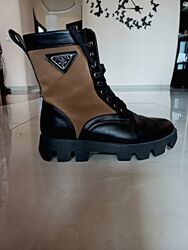 Модні натуральні ботинки Prada -39р
