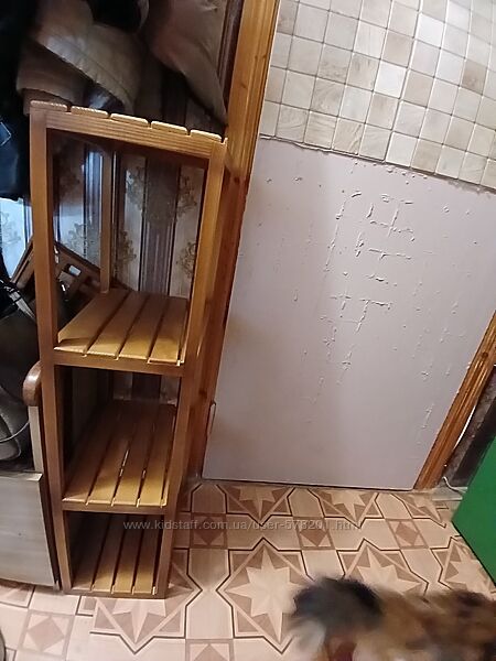 Етажерка дерев&acuteяна для взуття в коридор 