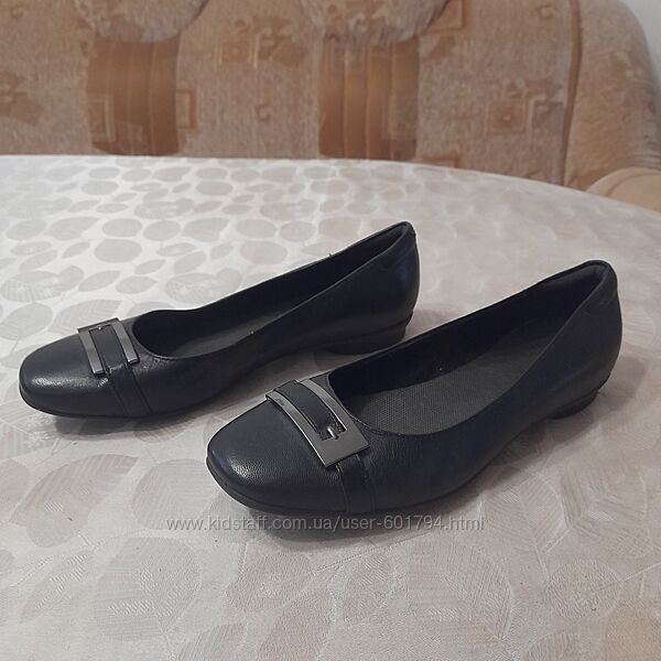   Жіночі балетки Clarks 41р 27 см
