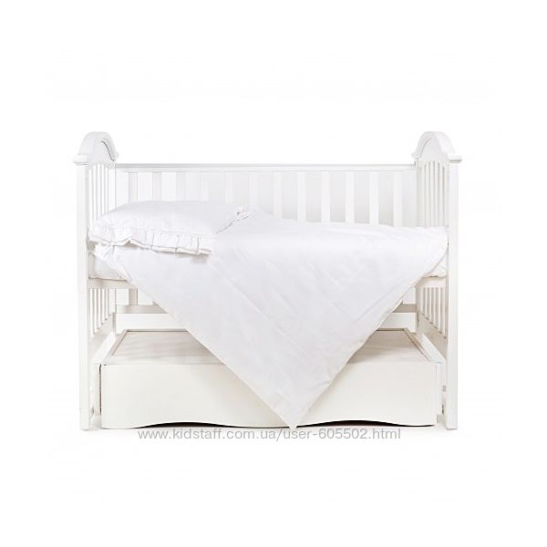 Белое, сатиновое постельное в кроватку Люкс качество