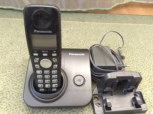 Радиотелефон Panasonic KX-TG7207UA с аккумуляторными батарейками  