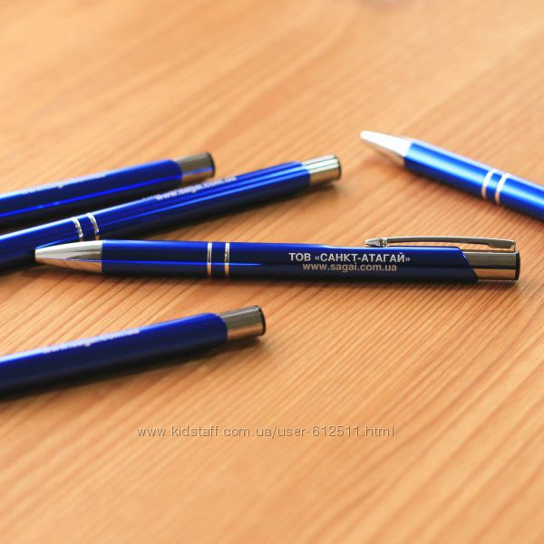 металлическая ручка с гравировкой фио или надписей