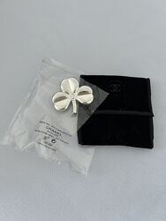 Брошка пін Chanel, комплімент від марки beauty серія 