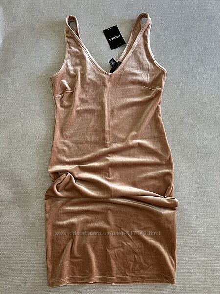 Сукня велюрова Forever 21 із США, на бірці 12.9доларів, нова 