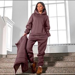 Новиночки Класний костюм на флісі . Розміри 42- 52