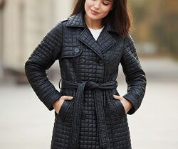 Стеганое пальто на тонком синтепоне.