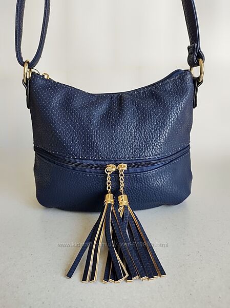 Модная сумочка с двумя кисточками 3 цвета