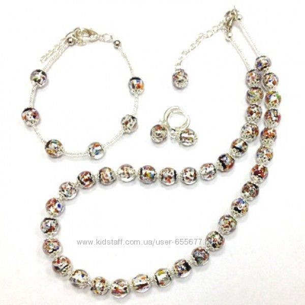 Ожерелья из Муранского стекла