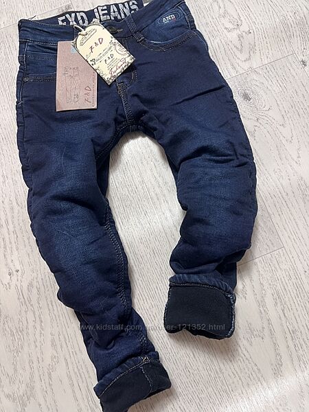 Джинсы на флисе 128-134см