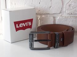 Коричневый ремень кожаный мужской Levis широкий