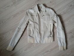 Куртка кожа terranova m - л цвет сливочный или светлый беж