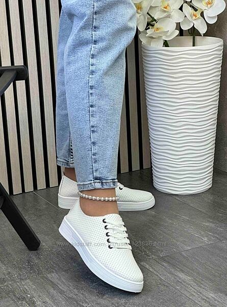 Женские мокасины кеды с перфорацией