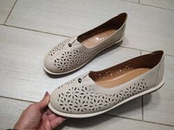 Женские туфли мокасины бежевого цвета, натуральная кожа