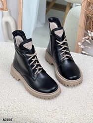 Женские зимние ботинки натуральная кожа на светлой подошве