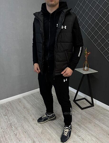 Демисезонный костюм на змейке черный  жилетка Under Armour
