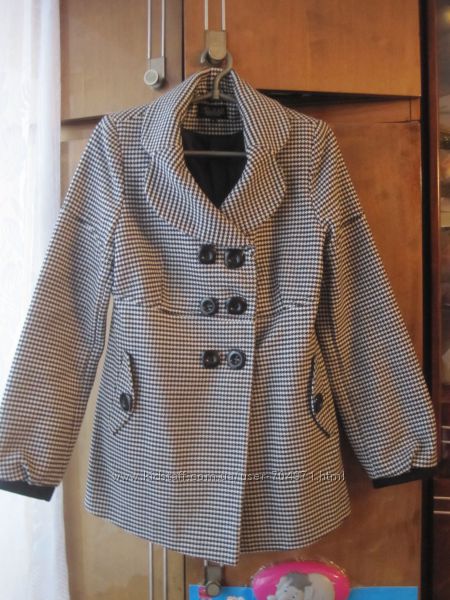 черно-белое пальто размер S-M, пальто 44 р. , пальто для беременной