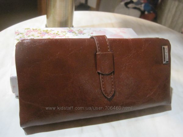 Акция. Доставка Классный, вместительный кошелёк Balisa