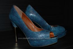 Новые шикарные итальянские женские туфли 37р. цвета морской волны Dee-J