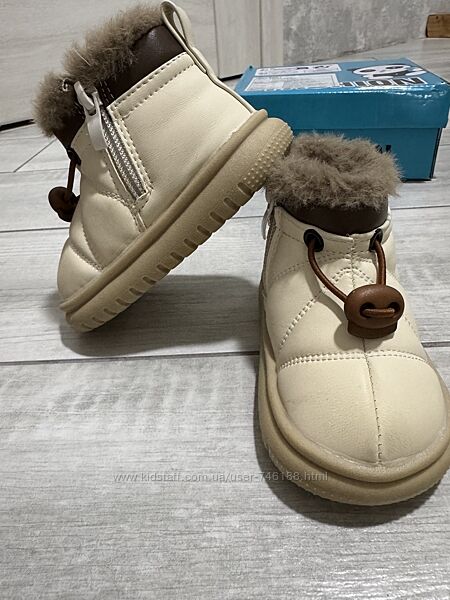 Продам дуже гарне, стильне взуття, стан нових