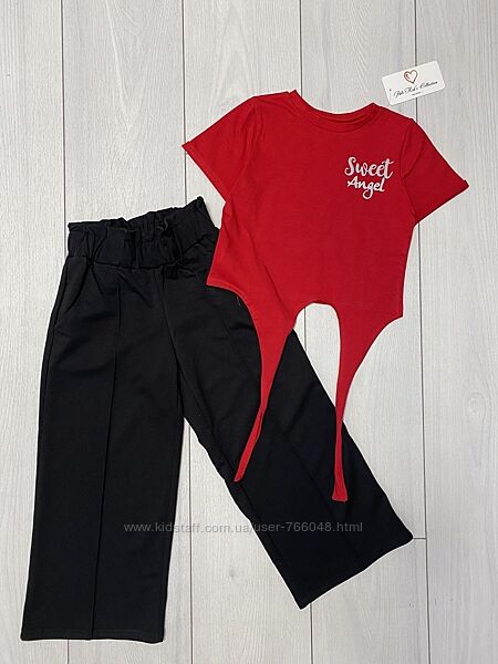 Стильный костюм кюлоты и футболка