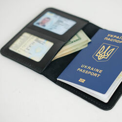 Обкладинка для паспорта документів з віконцями з натуральної шкіри чорна