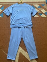 Прогулянковий костюм , розмір S , M