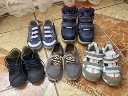 Взуття на хлопчика від 21 до 24 розміру 