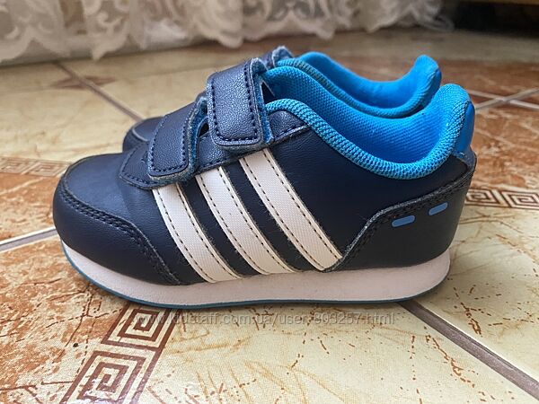 Кросівки Adidas для хлопчика розмір 23