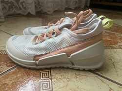 Кросівки оригінал ecco biom k1 , розмір 30
