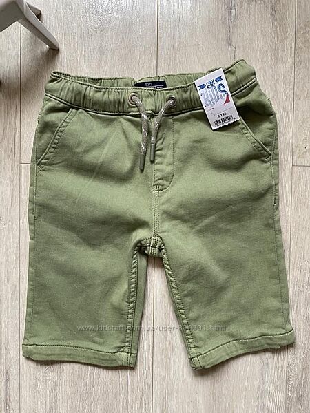 Нові шорти 8 років для хлопчика matalan
