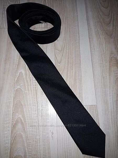 Черный галстук