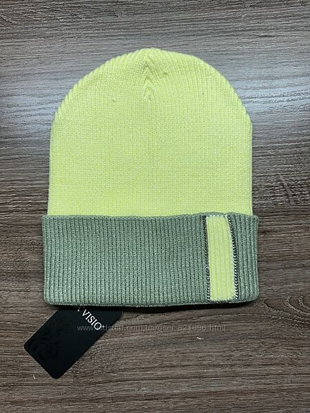 Шапка жіноча