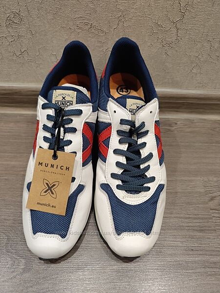 Чоловічі кросівки бренду Munich нові р. 43, устілка 28.4 см.