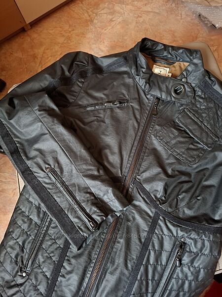 Легка куртка