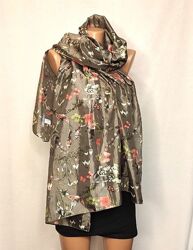 Шарф шаль легкий изысканный Laura Ashley