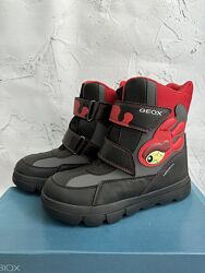 Зимові черевики Geox р.35
