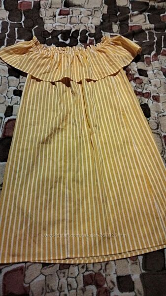 Яскраве платтячко