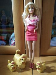 Кукла Барби с собачками