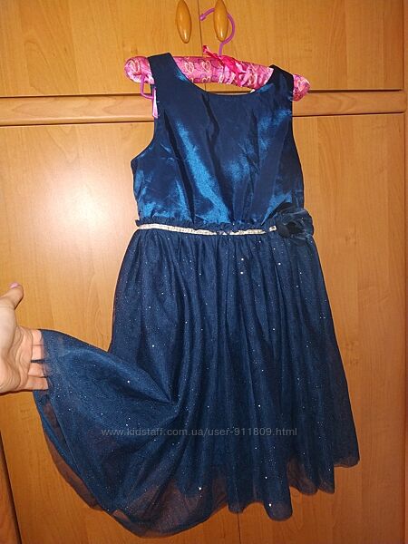 Нарядное платье на девочку, . H&M