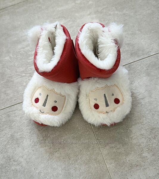 Новорічні капці чобітки ZARA оригінал 18-19