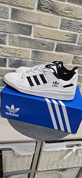 Adidas low forum CL р.44