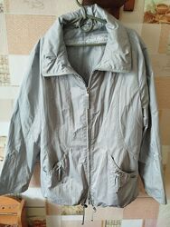 Ветровка женская 48 размера