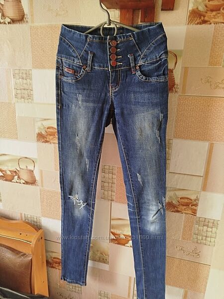 Джинсы женские размер 25
