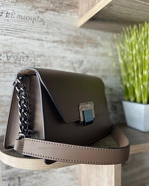 Жіноча шкіряна сумка крос-боді  компактна, стильна, Італія тауп