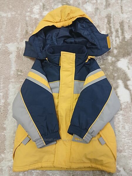 Дві теплі куртки для хлопчика за 150 грн