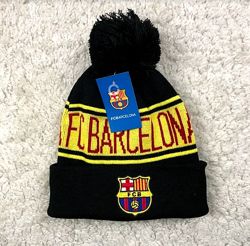 Зимняя шапка с бубоном Барселона черная