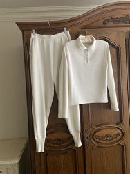 M-L Zara теплий жіночий прогулянковий костюм айворі